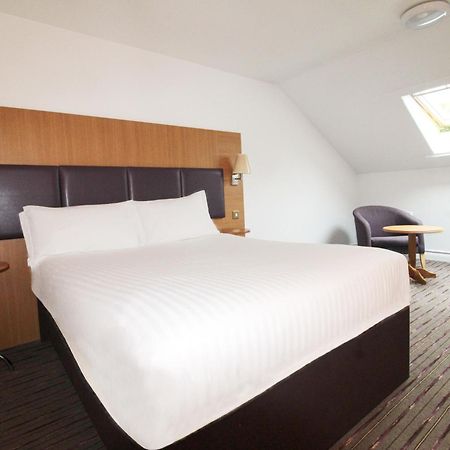 Orchid Epsom; Sure Hotel Collection By Best Western Eksteriør bilde